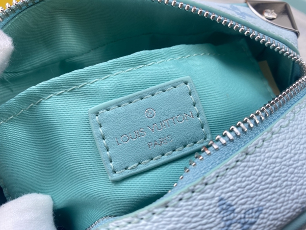 ルイヴィトンバッグ着用イメージ